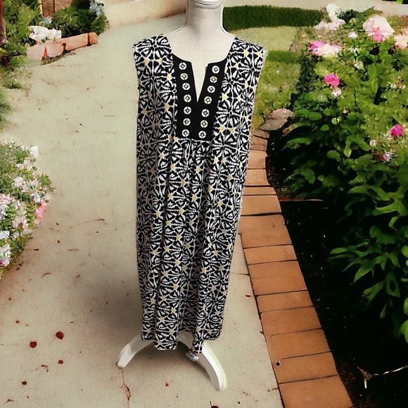 Ruby rd sleeveless dress, bodice bead adornments. Sz 1x - Picture 1 of 7